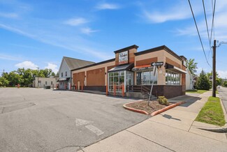 Plus de détails pour 246 N Courtland St, East Stroudsburg, PA - Local commercial à vendre