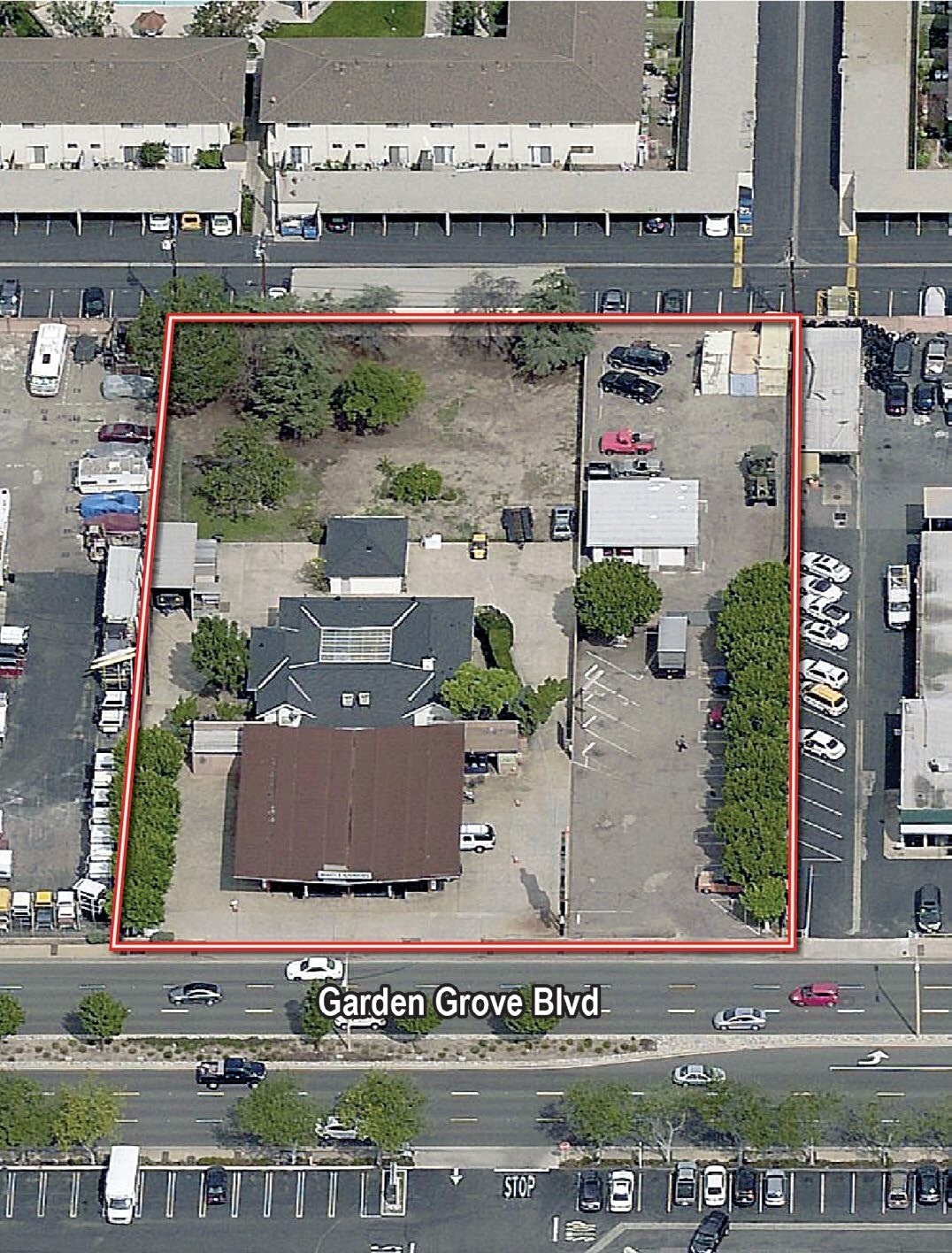 9891-9901 Garden Grove Blvd, Garden Grove, CA à vendre Photo principale– Image 1 sur 8