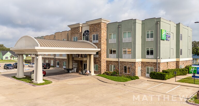 925 Lady Claire St, Rockport, TX à vendre Photo de l’immeuble– Image 1 sur 5