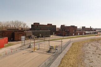 Plus de détails pour 703 Elk St, Buffalo, NY - Industriel/Logistique à vendre