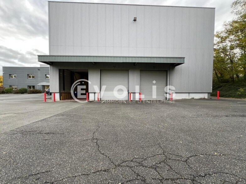 471 Rue Louis Arnal, Lozanne à louer - Photo de l’immeuble – Image 1 sur 17