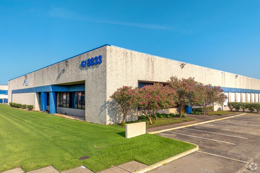 8833 Citypark Loop, Houston, TX à louer - Photo principale – Image 1 sur 12