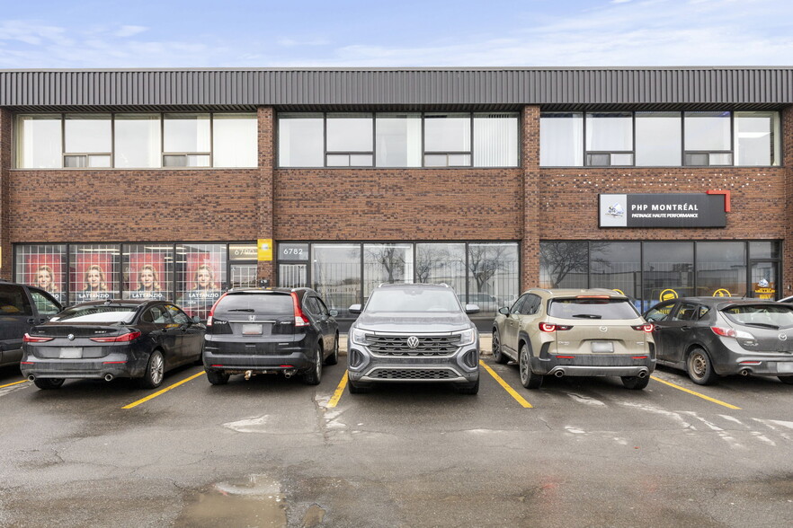6742-6846 Rue Jarry E, Montréal, QC à louer - Photo de l’immeuble – Image 3 sur 20