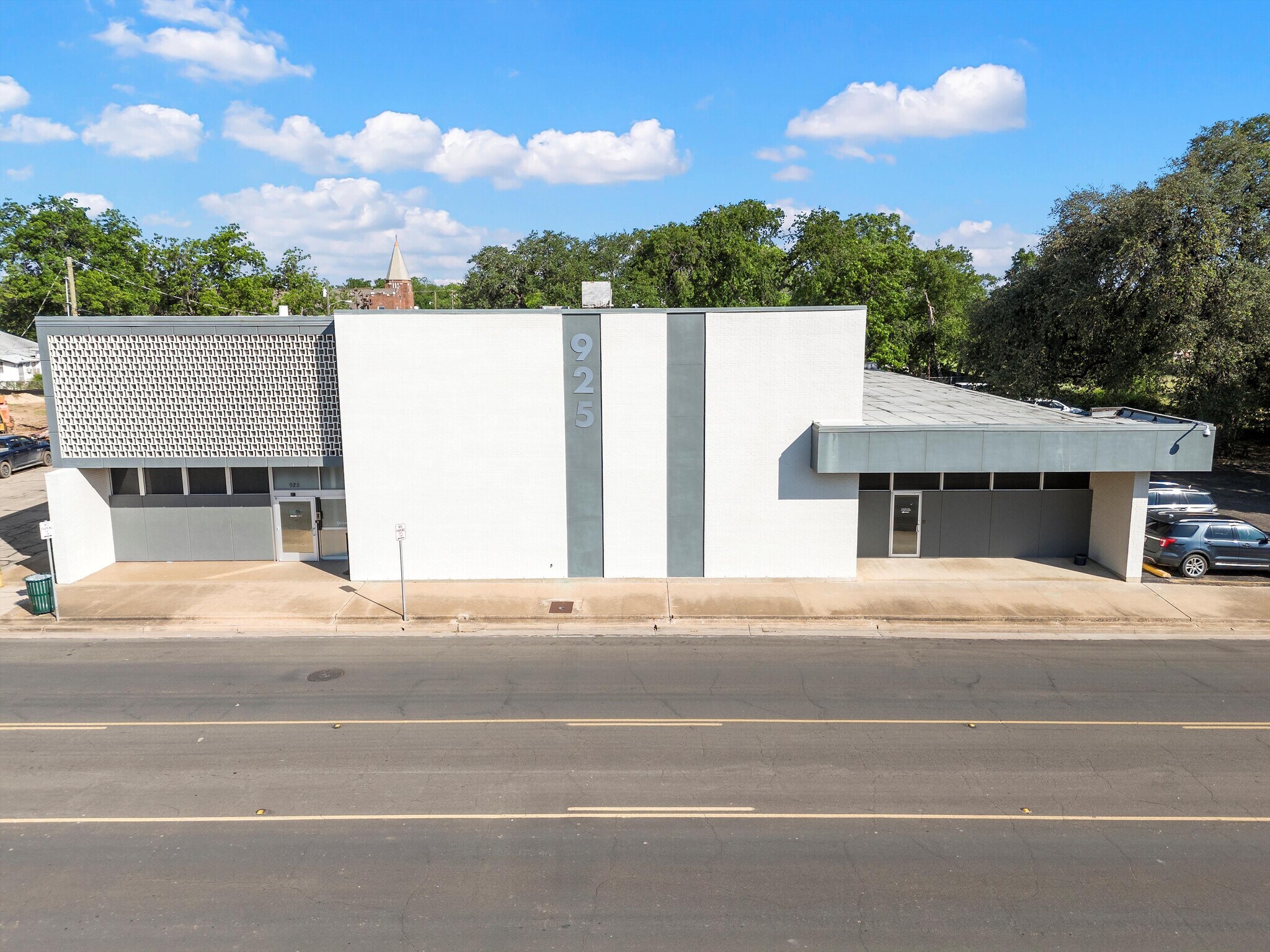 925 Columbus Ave, Waco, TX à louer Photo de l’immeuble– Image 1 sur 7