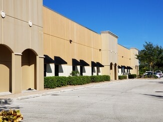 Plus de détails pour 16121 Lee Rd, Fort Myers, FL - Industriel/Logistique à vendre