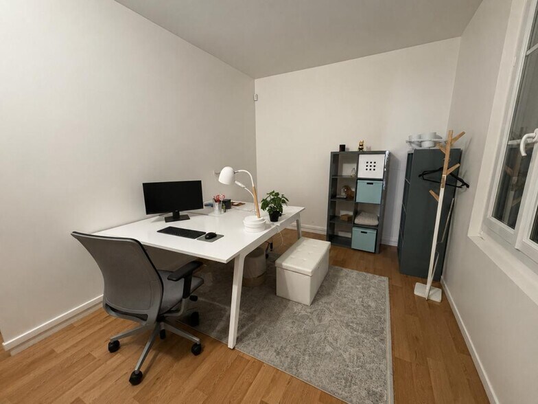 11 Rue Yvon Villarceau, Paris à louer - Photo de l’immeuble – Image 2 sur 8
