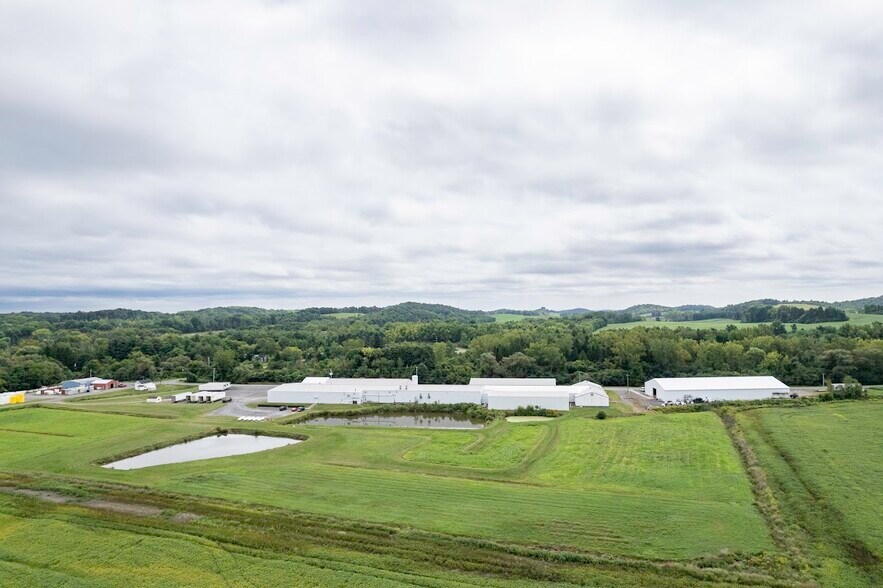 1323 Towpath Rd, Port Byron, NY à louer - Photo de l’immeuble – Image 2 sur 32