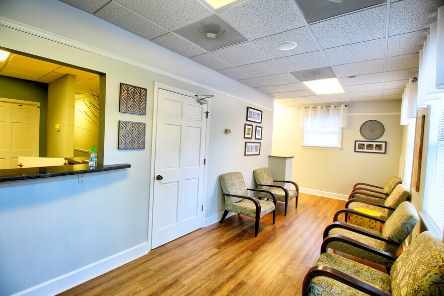 748-758 Holcomb Bridge Rd, Norcross, GA à vendre - Photo de l’immeuble – Image 2 sur 21