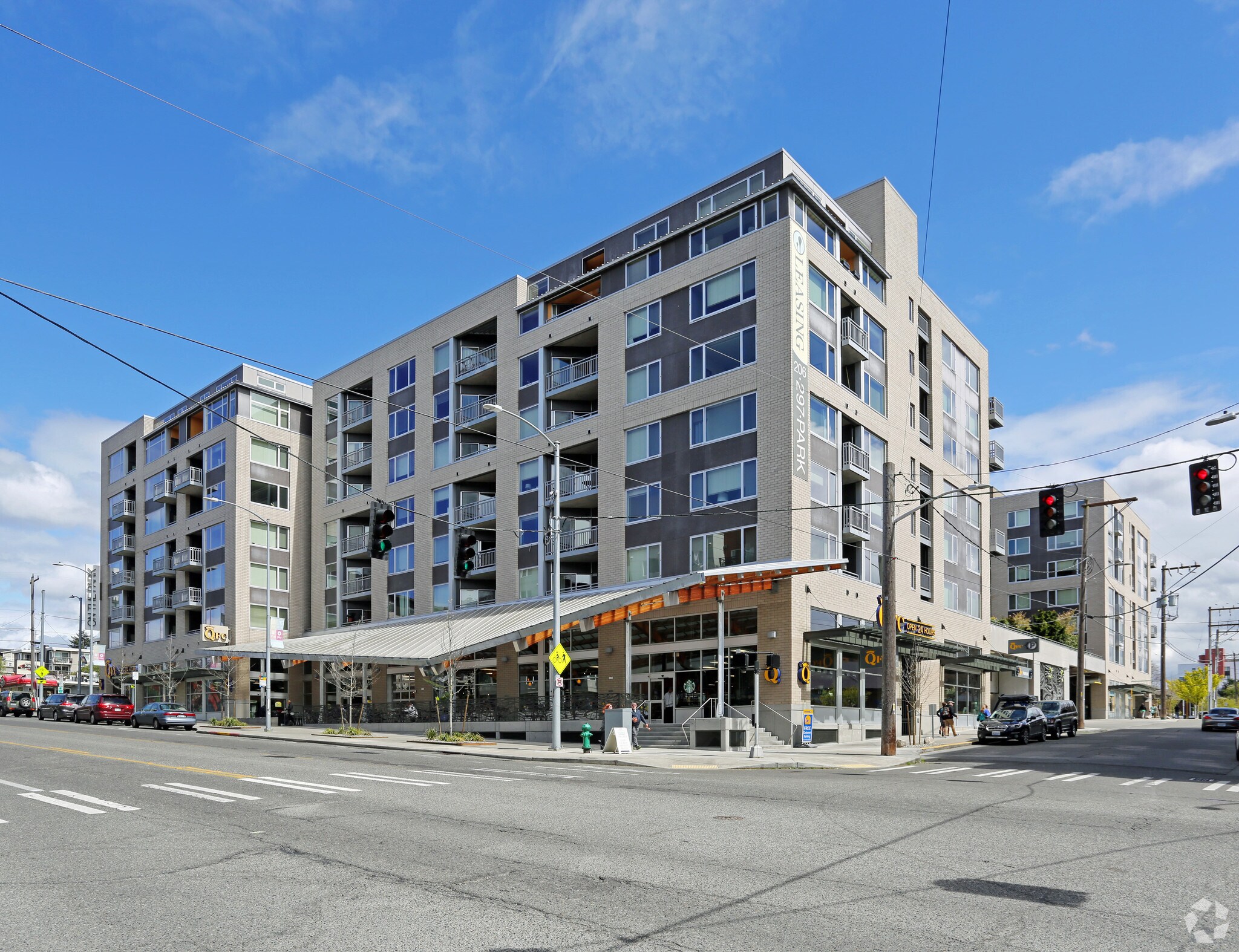 2230 NW 57th St, Seattle, WA à louer Photo de l’immeuble– Image 1 sur 79
