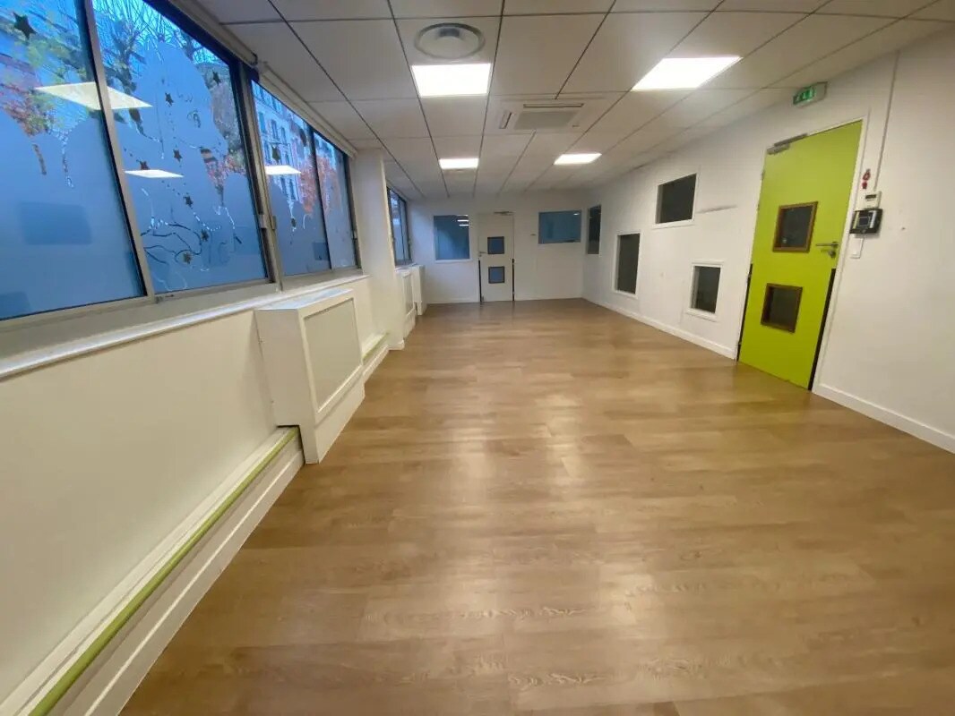 37 Rue Céline Robert, Vincennes à louer Photo de l’immeuble– Image 1 sur 7