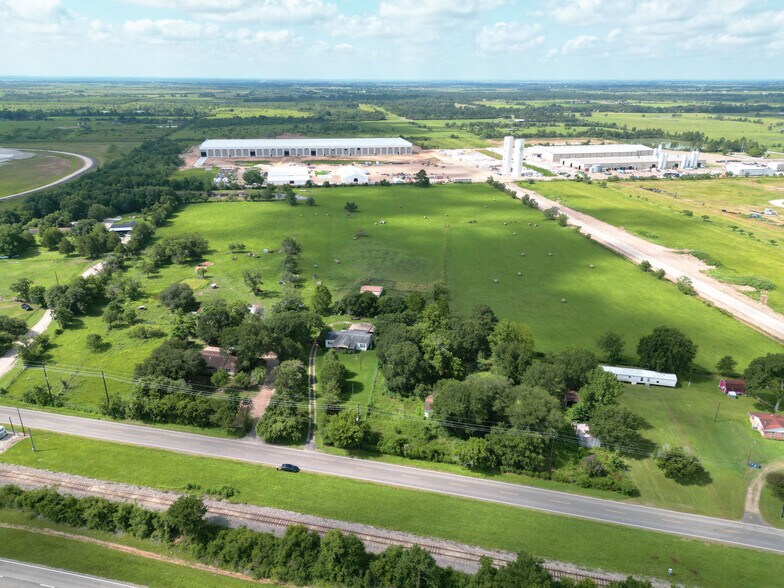30519 Washington St, Waller, TX à vendre - Autre – Image 1 sur 1