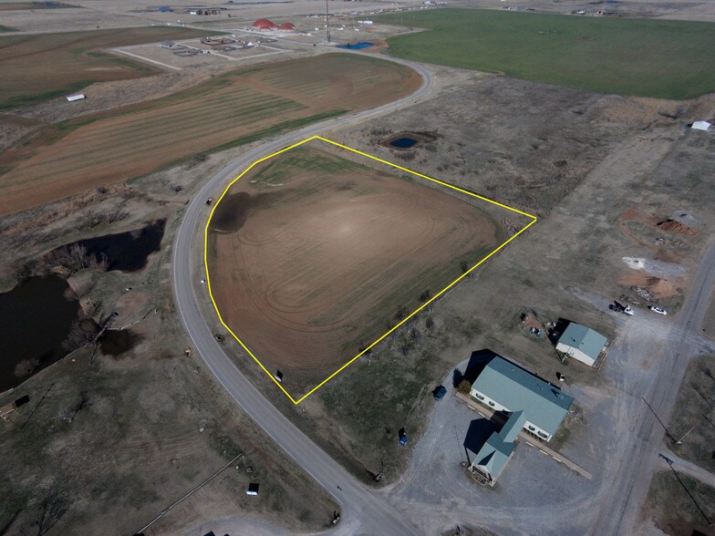 Piute & Main St, Geronimo, OK à vendre - Aérien – Image 1 sur 1
