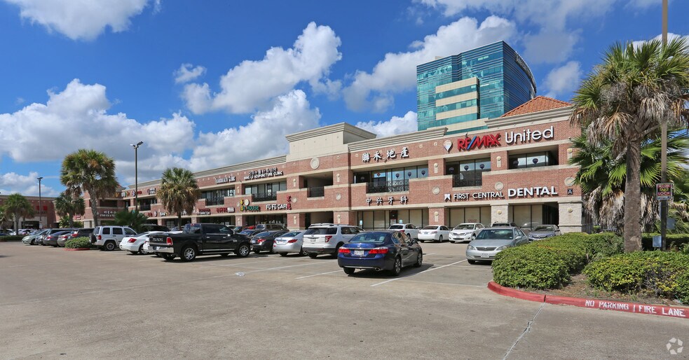 9889 Bellaire Blvd, Houston, TX à louer - Photo de l’immeuble – Image 3 sur 3
