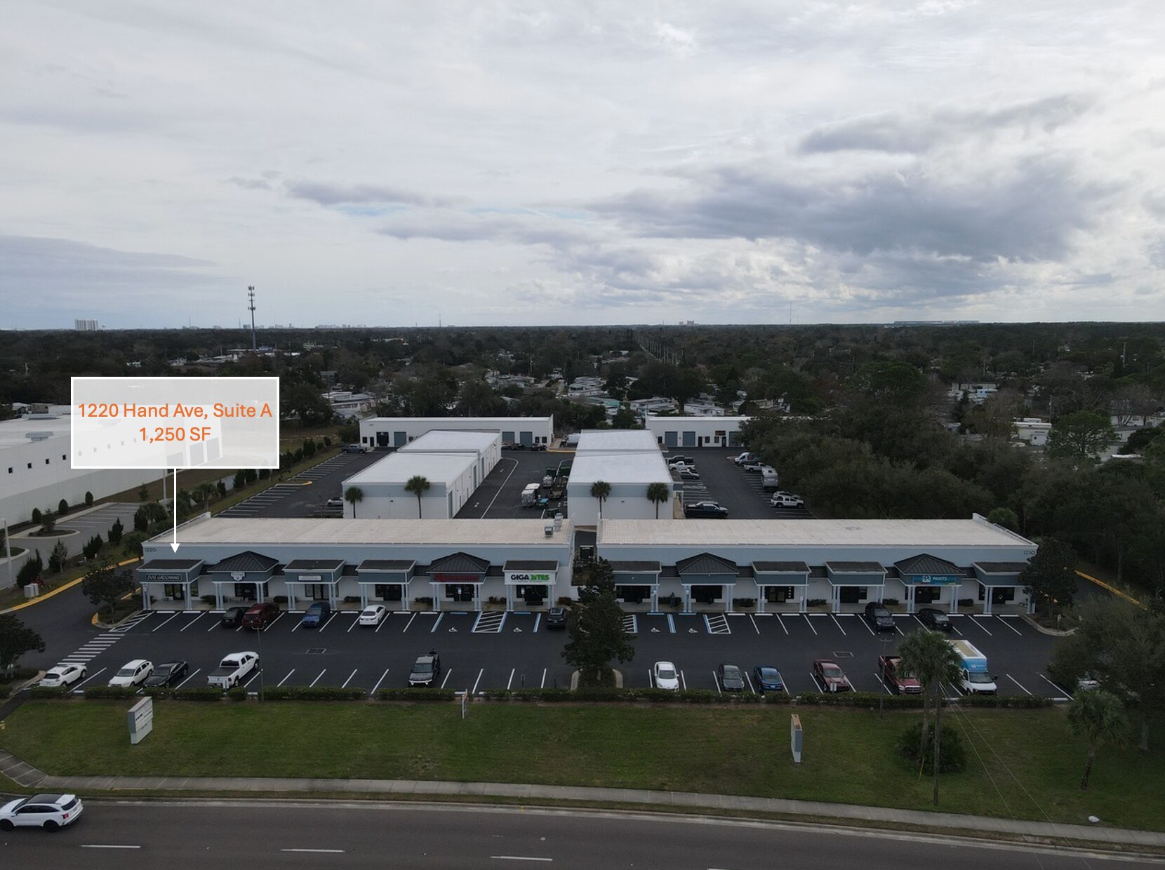 1220 Hand Ave, Ormond Beach, FL à louer Photo principale– Image 1 sur 15