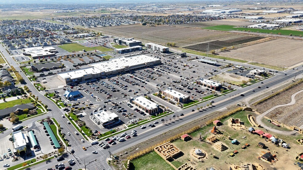 400 S 1200 E, Mapleton, UT à louer - Photo de l’immeuble – Image 2 sur 3