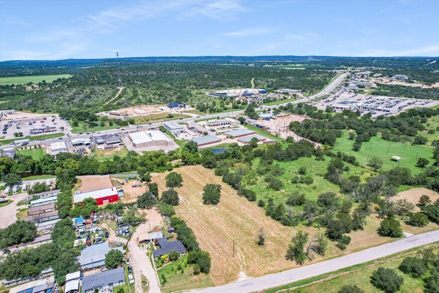 2904 Nature Heights Dr, Marble Falls, TX à vendre - Photo de l’immeuble – Image 2 sur 10