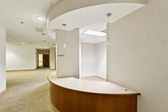 12855 N 40 Dr, Saint Louis, MO à louer Photo intérieure– Image 1 sur 12