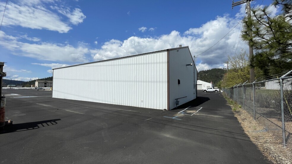 689 Commerce Dr, Smelterville, ID à vendre - Photo de l’immeuble – Image 3 sur 18