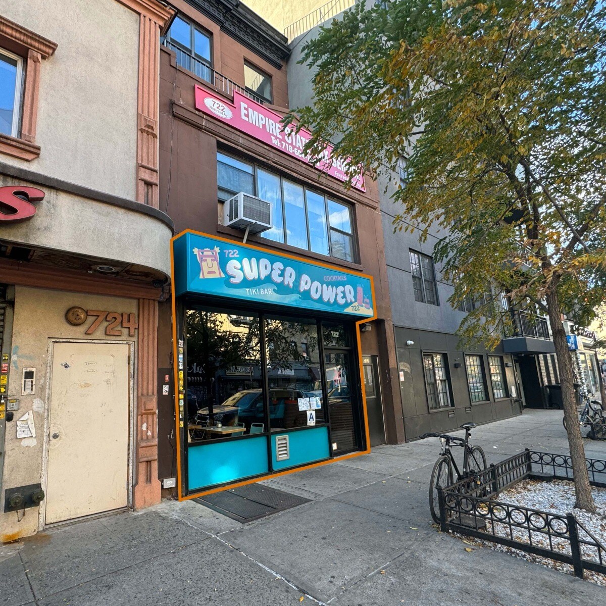 722 Nostrand Ave, Brooklyn, NY à louer Photo principale– Image 1 sur 3