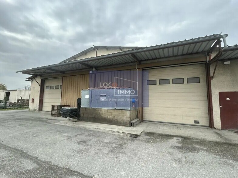 Local d’activités dans Pessac à louer - Photo de l’immeuble – Image 1 sur 8