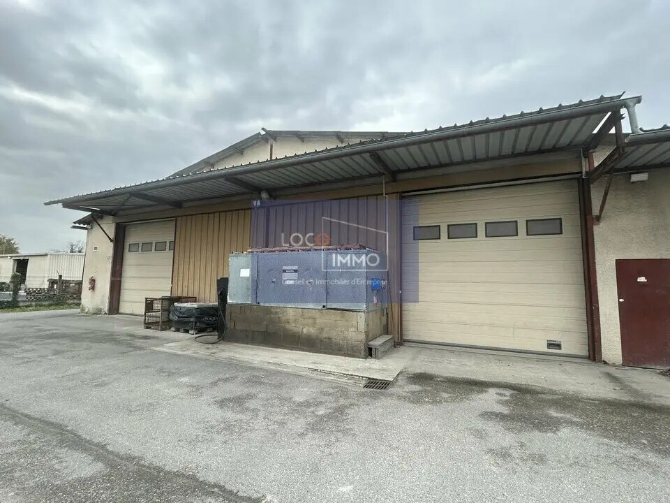 Local d’activités dans Pessac à louer Photo de l’immeuble– Image 1 sur 9