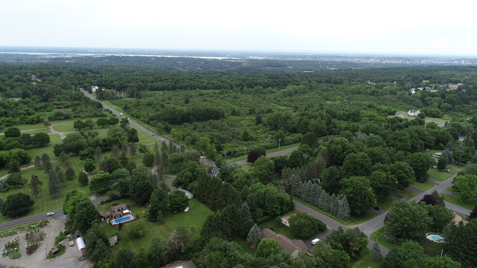 0 Howlett Hill Rd, Syracuse, NY à vendre - Photo de l’immeuble – Image 2 sur 12