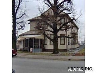 Plus de détails pour 111 N 2nd St, Dupo, IL - Logement à vendre