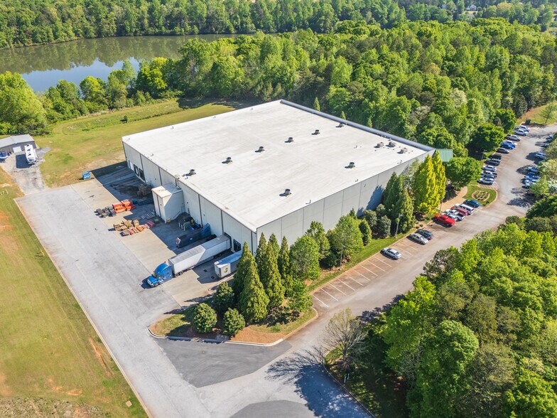 191 Watershed Wy, Spartanburg, SC à vendre - Photo de l’immeuble – Image 3 sur 5