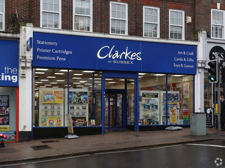 106-108 South Rd, Haywards Heath à louer - Photo de l’immeuble – Image 3 sur 3