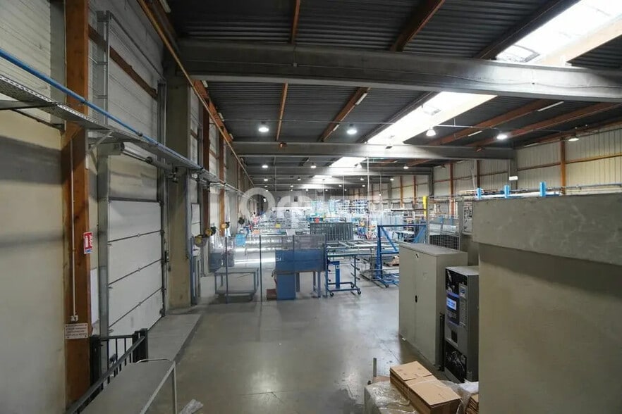 Local d'activités dans Dijon à vendre - Photo de l’immeuble – Image 2 sur 7