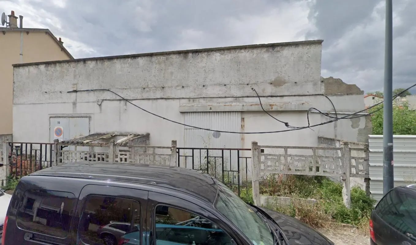10 Rue Des Muguets, Saint-Denis à vendre Photo de l’immeuble– Image 1 sur 2