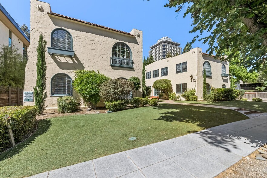 530 Webster St, Palo Alto, CA à vendre - Photo de l’immeuble – Image 3 sur 65