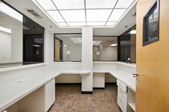 2150 N Waterman Ave, San Bernardino, CA à louer Photo intérieure– Image 2 sur 21