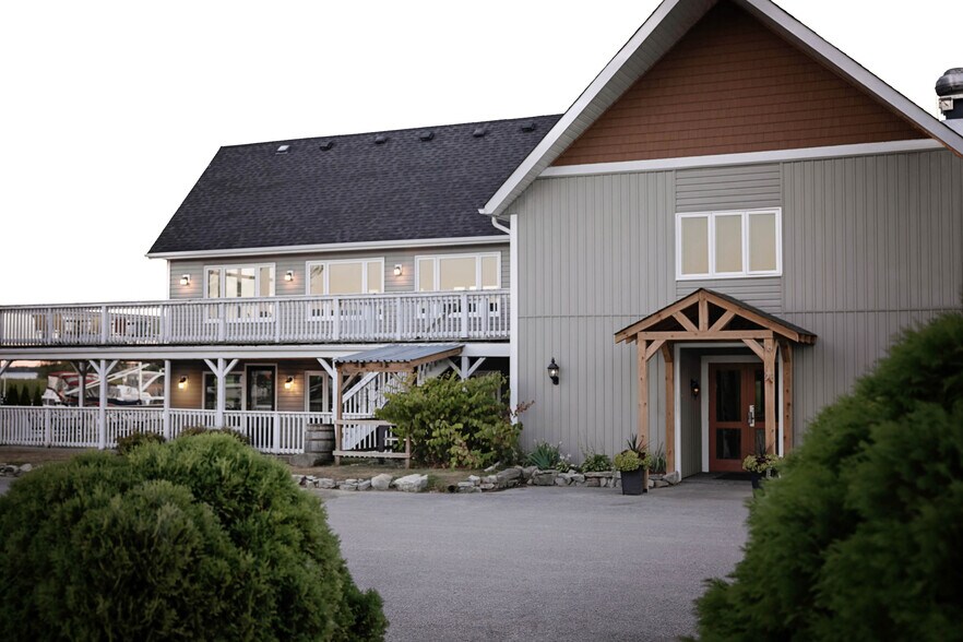 1753 Hwy 2, Kingston, ON à vendre - Photo de l’immeuble – Image 3 sur 6