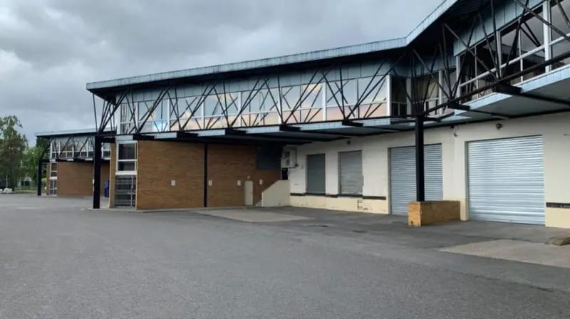12 Avenue Arago, Morangis à louer - Photo de l’immeuble – Image 1 sur 9