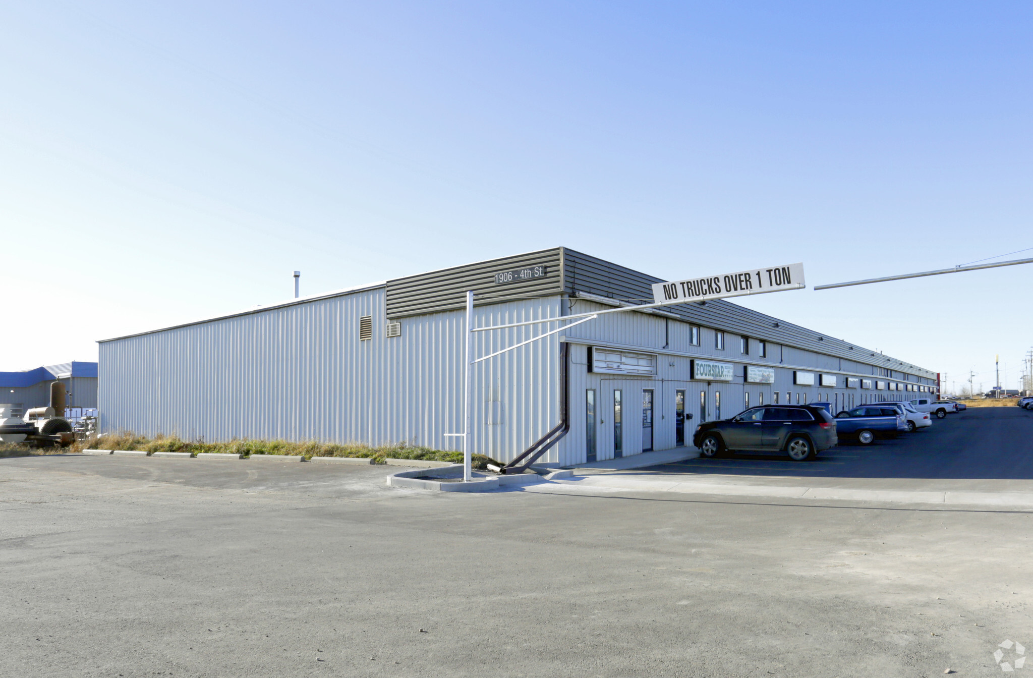 1906 4th St, Leduc County, AB à louer Photo principale– Image 1 sur 9