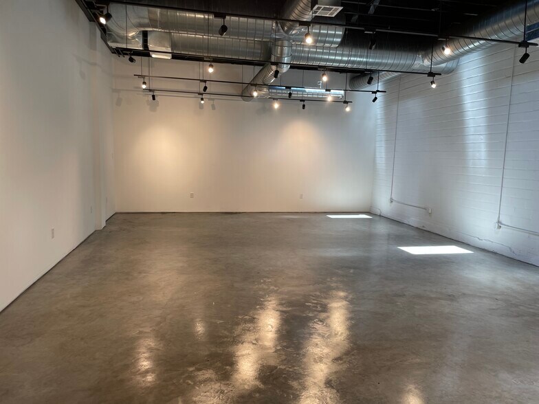 1919 N Main St, Houston, TX à louer - Photo de l’immeuble – Image 2 sur 13