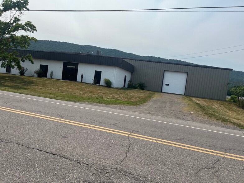 2911 W Reach Rd, Williamsport, PA à vendre - Photo de l’immeuble – Image 2 sur 15