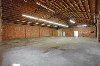 Plus de détails pour 2934 E Florence Ave, Huntington Park, CA - Industriel/Logistique à louer