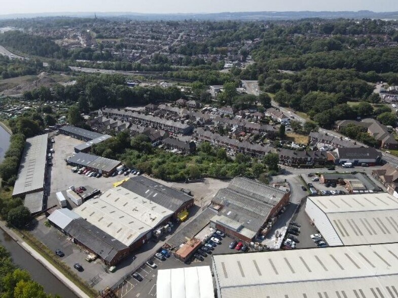 Scott Lidgett Rd, Stoke On Trent à louer - Photo de l’immeuble – Image 2 sur 5