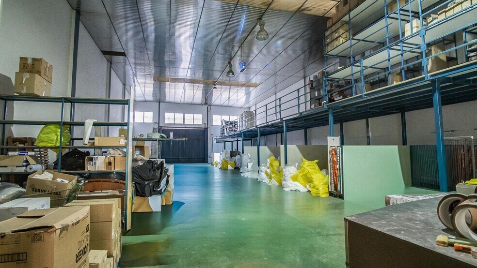 Industriel/Logistique dans Elda, Alicante à vendre - Photo intérieure – Image 1 sur 7