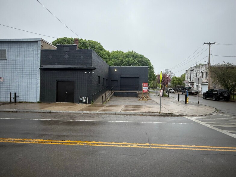 48 Pennsylvania Ave, Rochester, NY à vendre - Photo de l’immeuble – Image 1 sur 10