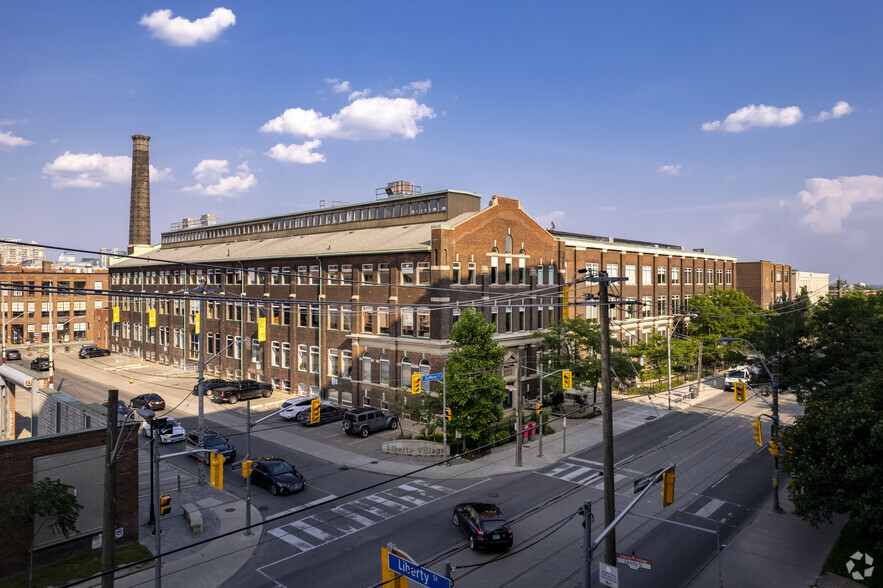 219 Dufferin St, Toronto, ON à louer - Photo principale – Image 1 sur 9