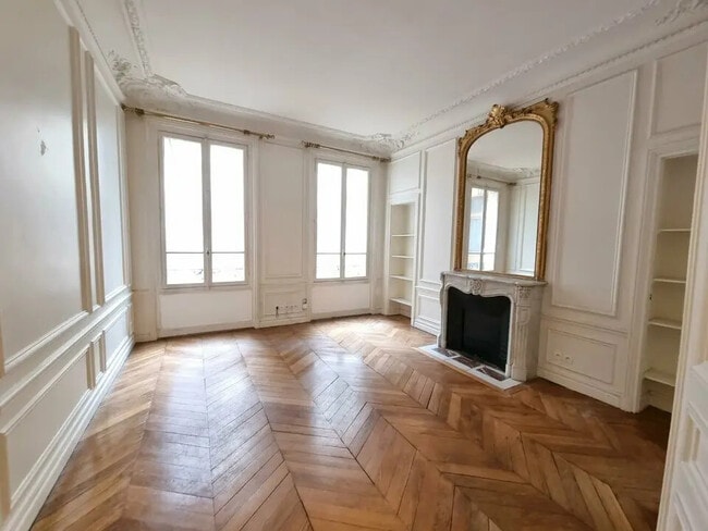 Plus de détails pour Local d’activités à vendre