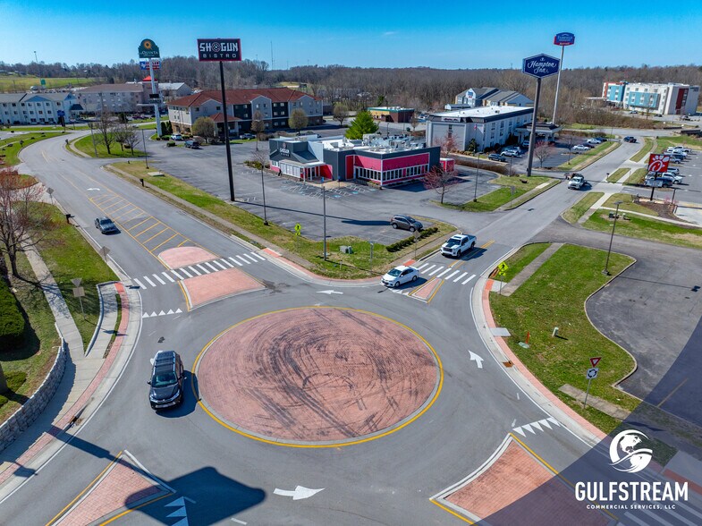 200 Commerce Dr, Elizabethtown, KY à louer - Aérien – Image 2 sur 18