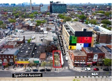 374 Spadina Ave, Toronto, ON à vendre Photo principale– Image 1 sur 2