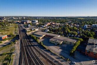 1390 17th Ave SE, Calgary, AB - VUE AÉRIENNE  vue de carte - Image1