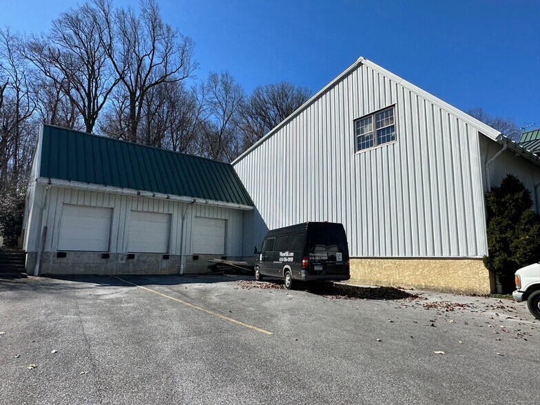 2 Brewery Ln, Elverson, PA à louer - Photo de l’immeuble – Image 2 sur 13