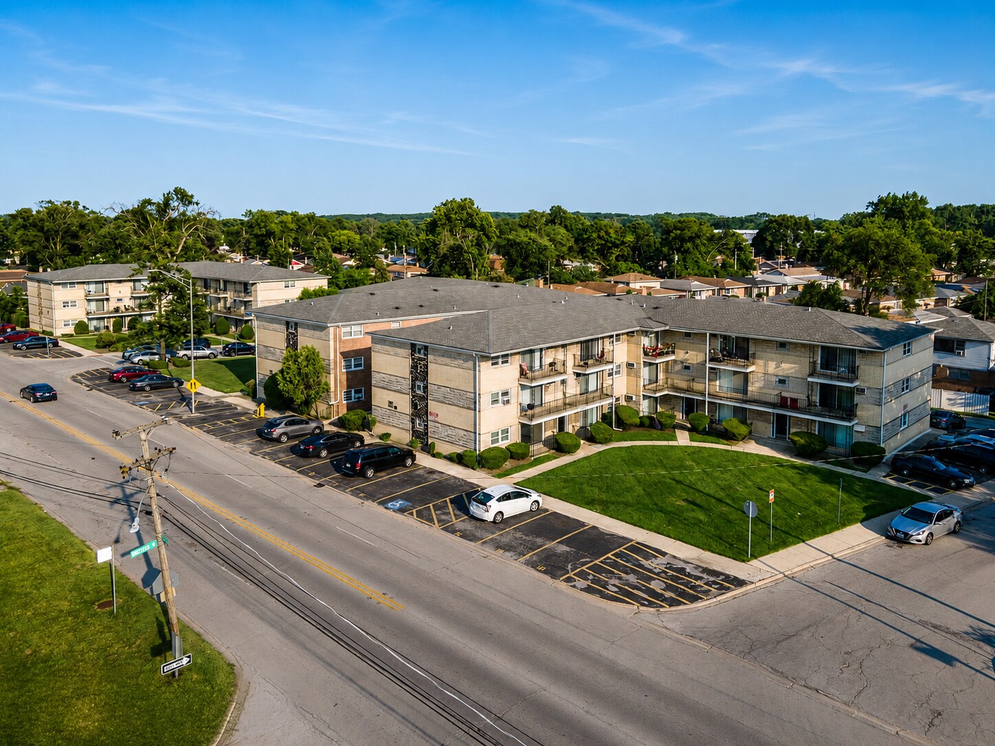 1025-1049 W Vermont St, Calumet Park, IL à vendre Photo de l’immeuble– Image 1 sur 39