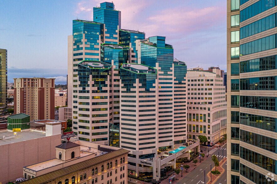 402 W Broadway, San Diego, CA à louer - Photo de l’immeuble – Image 3 sur 24
